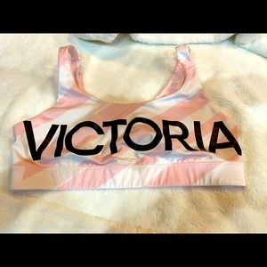VICTORIAS SECRET BRALETTE